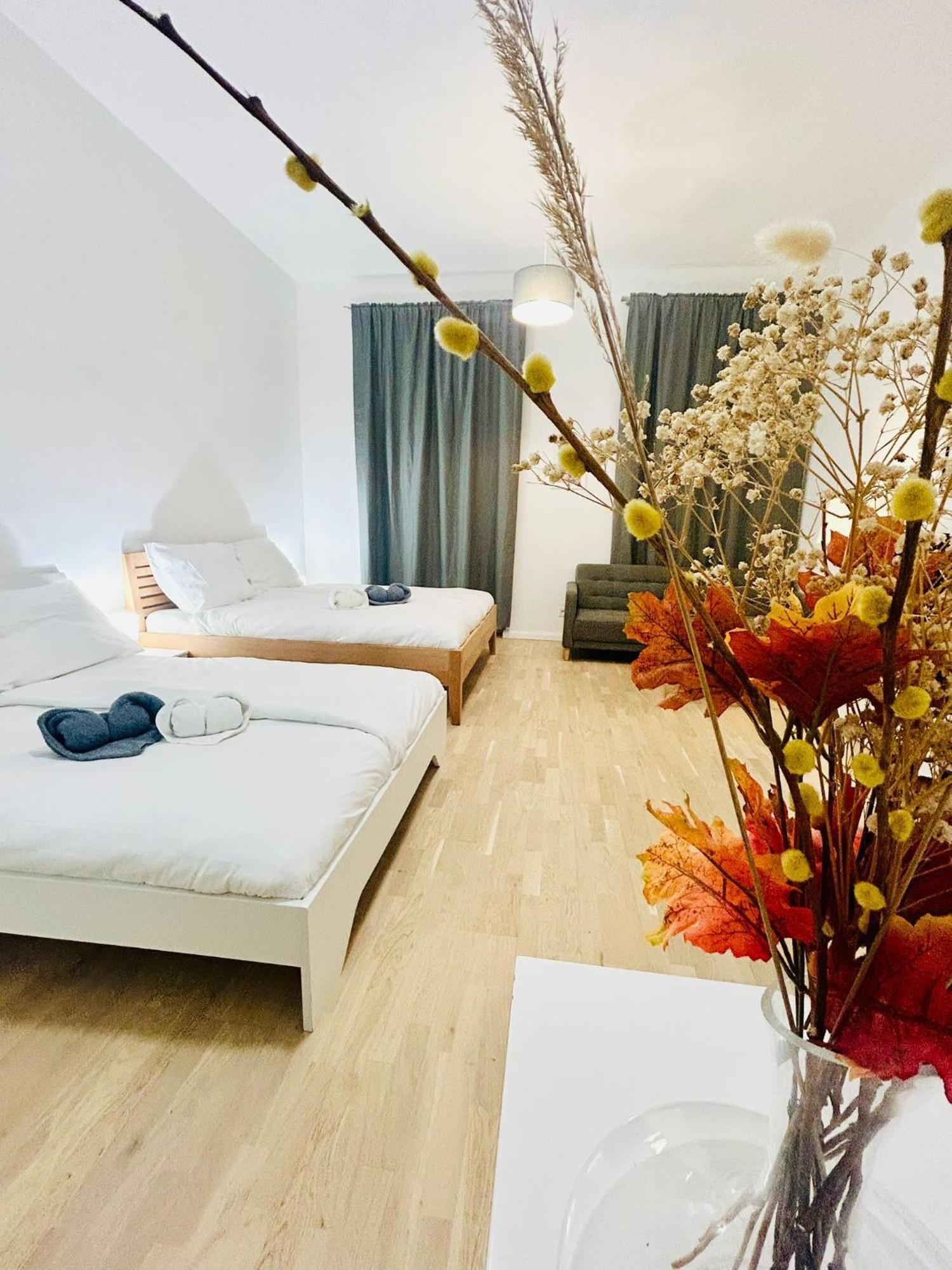 New Design & Style Apartments 50M From Wenceslas Square Prague Exterior photo